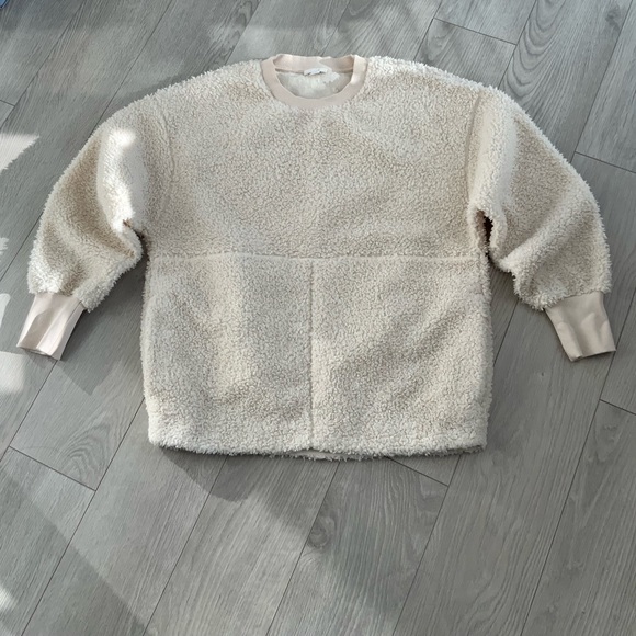 COS Sherpa Teddy Crew Sweater - Picture 2 of 9